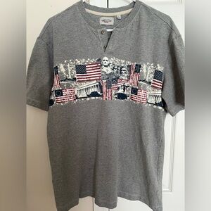 American Legacy gray tee shirt